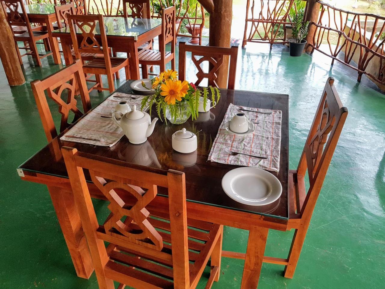 Pearl Cave Cabanas & Resturant Тангалла Экстерьер фото